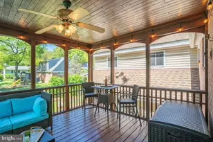 5300 Kings Park Dr, Springfield, VA 22151 - Photo 14