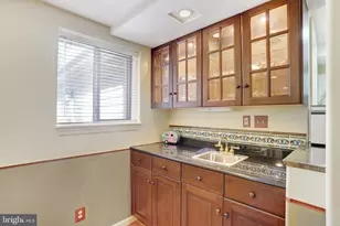 5300 Kings Park Dr, Springfield, VA 22151 - Photo 44