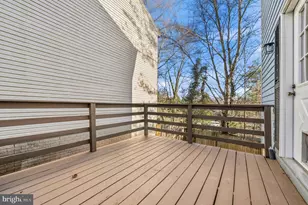 9145 School Craft Ln, Burke, VA 22015 - Photo 18