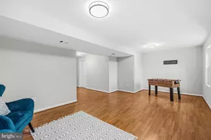 9145 School Craft Ln, Burke, VA 22015 - Photo 32