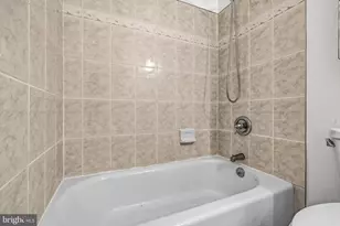 9145 School Craft Ln, Burke, VA 22015 - Photo 24