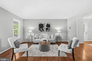 9145 School Craft Ln, Burke, VA 22015 - Photo 4