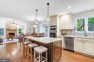 13772 Laurel Rock Dr, Clifton, VA 20124 - Photo 16