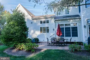 11379 Seneca Knoll Dr, Great Falls, VA 22066 - Photo 6