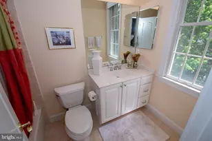 11379 Seneca Knoll Dr, Great Falls, VA 22066 - Photo 40