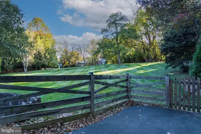 11379 Seneca Knoll Drive, Great Falls, VA 22066 - Photo 6
