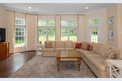 11379 Seneca Knoll Drive, Great Falls, VA 22066 - Photo 18