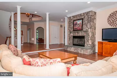 11379 Seneca Knoll Drive, Great Falls, VA 22066 - Photo 20
