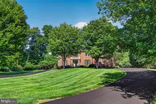 2954 Bonds Ridge Ct, Oakton, VA 22124 - Photo 4