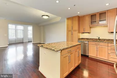 8220 Crestwood Heights Drive #302, McLean, VA 22102 - Photo 10