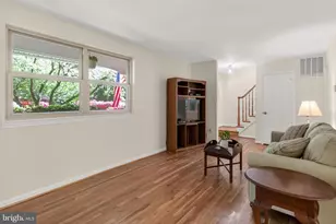 4984 Swinton Dr, Fairfax, VA 22032 - Photo 10