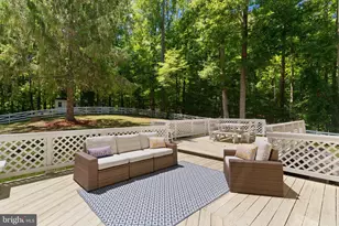 9201 Potomac Woods Ln, Great Falls, VA 22066 - Photo 42