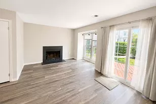 14350 Gringsby Ct, Centreville, VA 20120 - Photo 8