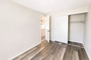 14350 Gringsby Ct, Centreville, VA 20120 - Photo 12