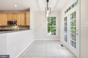 8908 Royal Hannah Ln, Fairfax, VA 22031 - Photo 26
