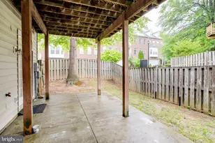 8908 Royal Hannah Ln, Fairfax, VA 22031 - Photo 52