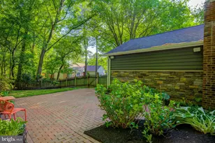 9518 Heathwood Ct, Burke, VA 22015 - Photo 54