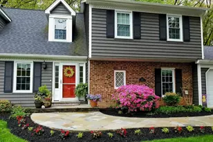 9518 Heathwood Ct, Burke, VA 22015 - Photo 8