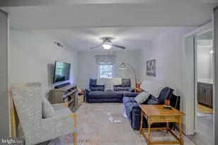9518 Heathwood Ct, Burke, VA 22015 - Photo 22