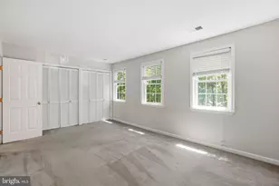 2391 Hunters Square Ct, Reston, VA 20191 - Photo 18