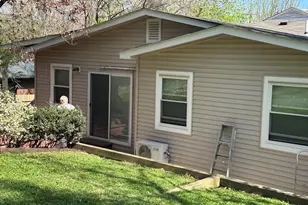 6105 Munson Hill Rd, Falls Church, VA 22044 - Photo 2