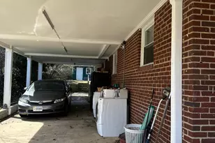 6105 Munson Hill Rd, Falls Church, VA 22044 - Photo 16