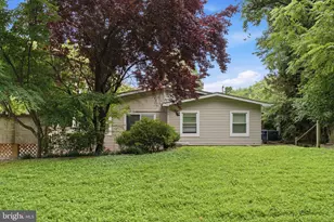 6105 Munson Hill Rd, Falls Church, VA 22044 - Photo 46