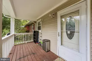 6105 Munson Hill Rd, Falls Church, VA 22044 - Photo 36