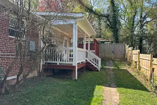 6105 Munson Hill Rd, Falls Church, VA 22044 - Photo 18