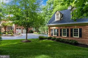 8600 Cathedral Forest Dr, Fairfax Station, VA 22039 - Photo 12