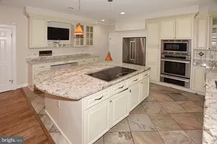 10190 Akhtamar Dr, Great Falls, VA 22066 - Photo 18
