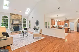 1706 Broadfield Ln, Vienna, VA 22182 - Photo 12