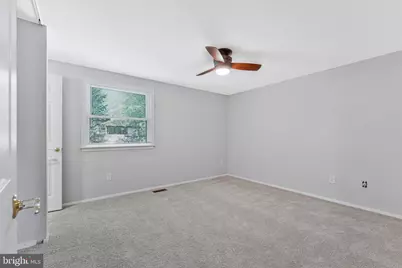 1105 Clarke Street, Herndon, VA 20170 - Photo 16