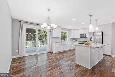 1105 Clarke Street, Herndon, VA 20170 - Photo 2