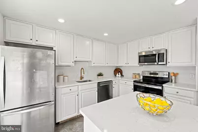 6507 Sunburst Way, Alexandria, VA 22315 - Photo 40