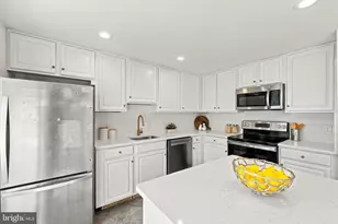 6507 Sunburst Way, Alexandria, VA 22315 - Photo 40