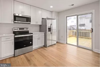 8684 Venoy Court, Alexandria, VA 22309 - Photo 4