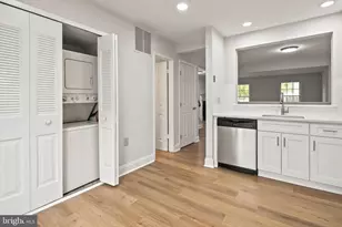 8684 Venoy Ct, Alexandria, VA 22309 - Photo 8