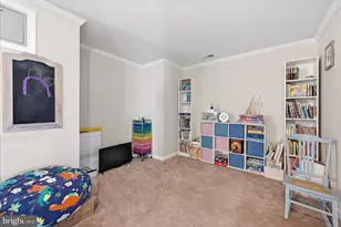 8932 Milford Haven Ct, Lorton, VA 22079 - Photo 8
