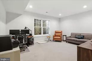 303 Salsbury Ln NW, Vienna, VA 22180 - Photo 68