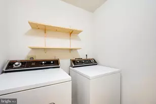 5981 Havener House Way, Centreville, VA 20120 - Photo 18