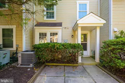 5981 Havener House Way #7000, Centreville, VA 20120 - Photo 4