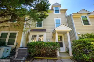 5981 Havener House Way, Centreville, VA 20120 - Photo 2