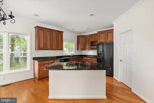 2898 Gretna Pl, Vienna, VA 22181 - Photo 16