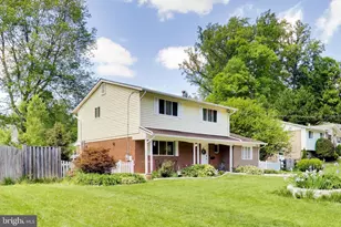 5510 Eastbourne Dr, Springfield, VA 22151 - Photo 2