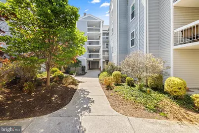 3179 Summit Square Drive #2-C4, Oakton, VA 22124 - Photo 2