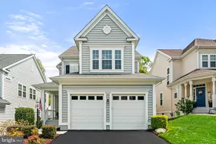 9805 Amsterdam St, Lorton, VA 22079 - Photo 2
