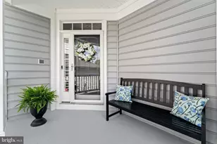 9805 Amsterdam St, Lorton, VA 22079 - Photo 4