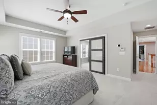 9805 Amsterdam St, Lorton, VA 22079 - Photo 32