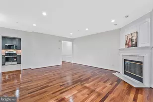 12729 Fair Crest Ct, Fairfax, VA 22033 - Photo 8